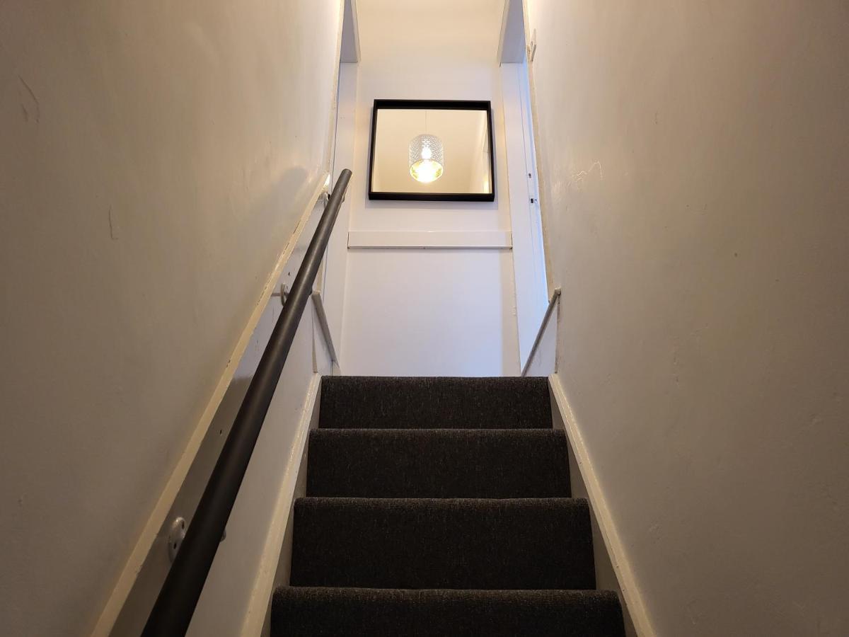 Centre Home: Business & Family-friendly Retreat Apartment Coventry